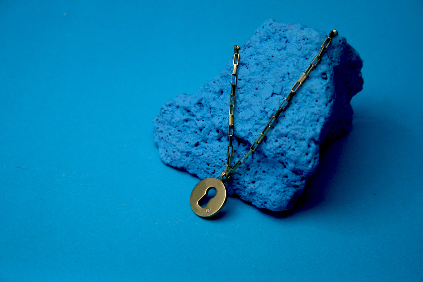 Lovelock Pendant